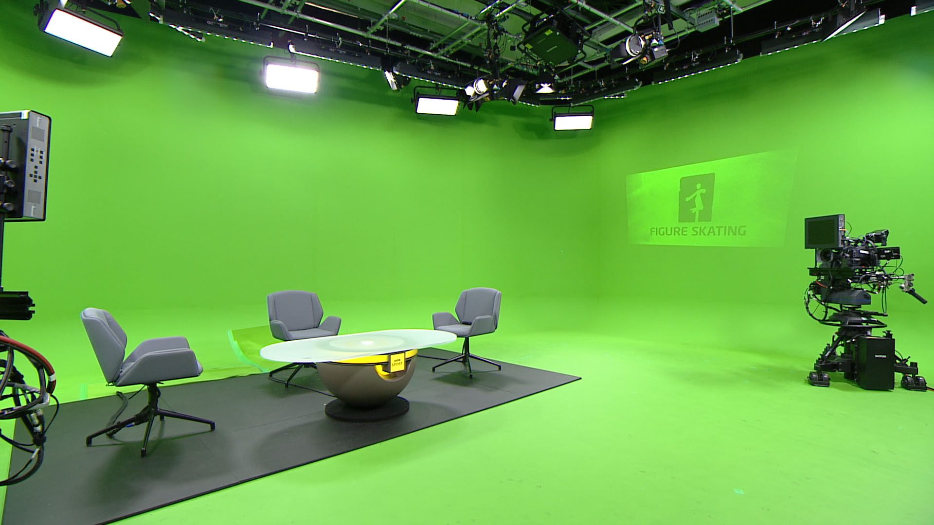 Behind the scenes image of the BBC Sport virtual studio.